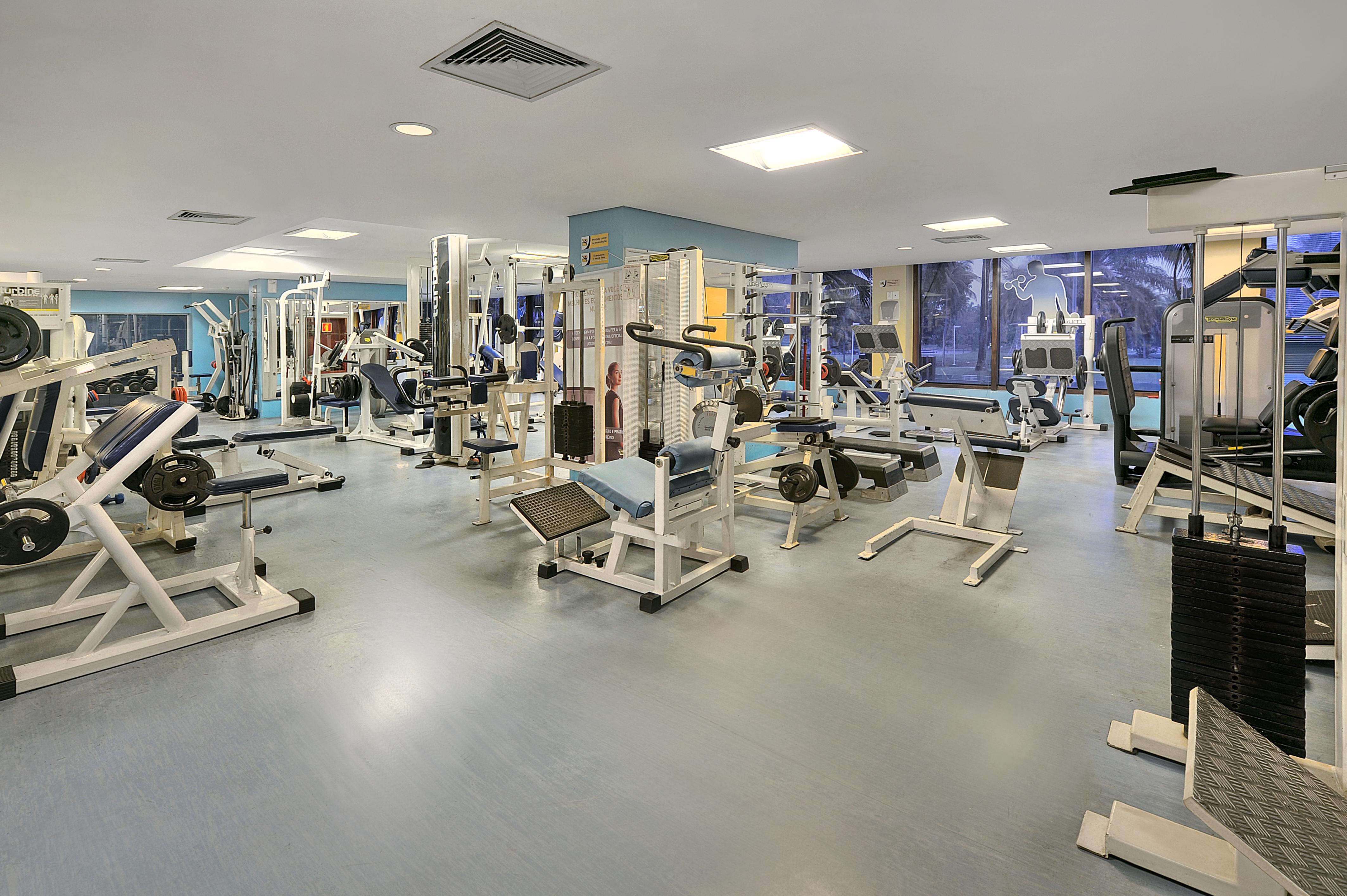 Hotel Deville Prime Σαλβαντόρ Εξωτερικό φωτογραφία The gym at the hotel