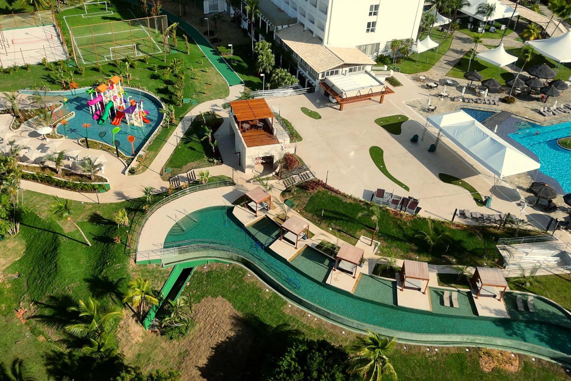 Hotel Deville Prime Σαλβαντόρ Εξωτερικό φωτογραφία Aerial view of the resort